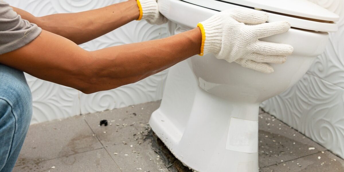 how to replace a toilet