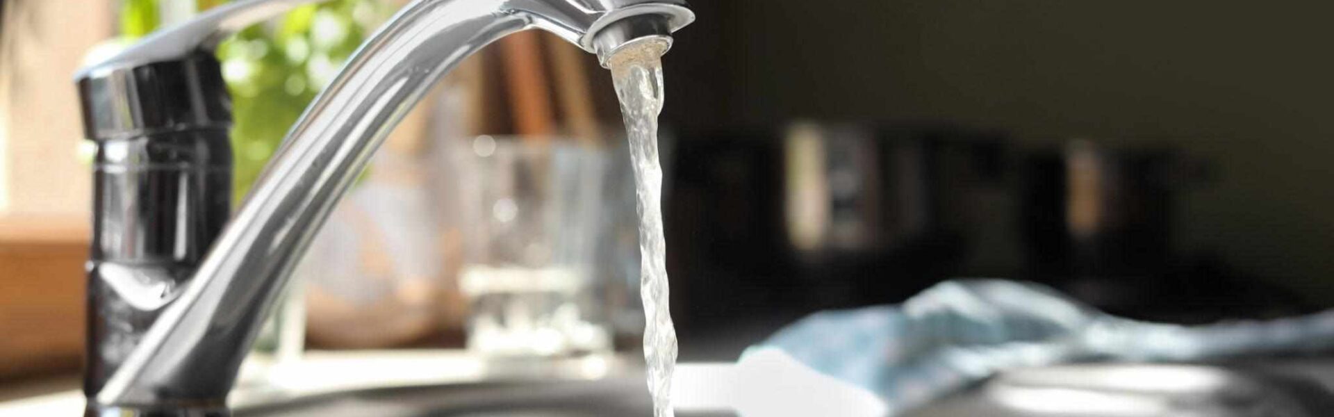 know how to replace your sink faucet